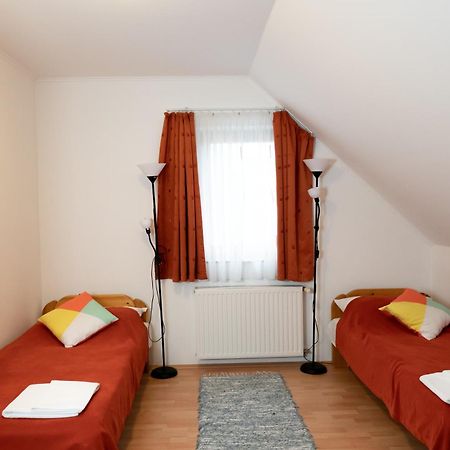Liszt Apartman Pécs Buitenkant foto