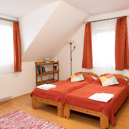 Liszt Apartman Pécs Buitenkant foto